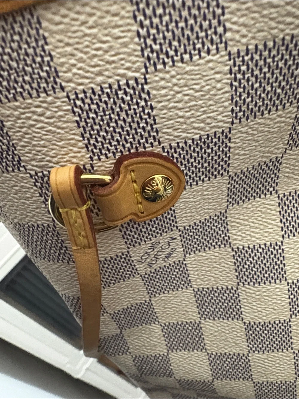 Louis Vuitton classic louis